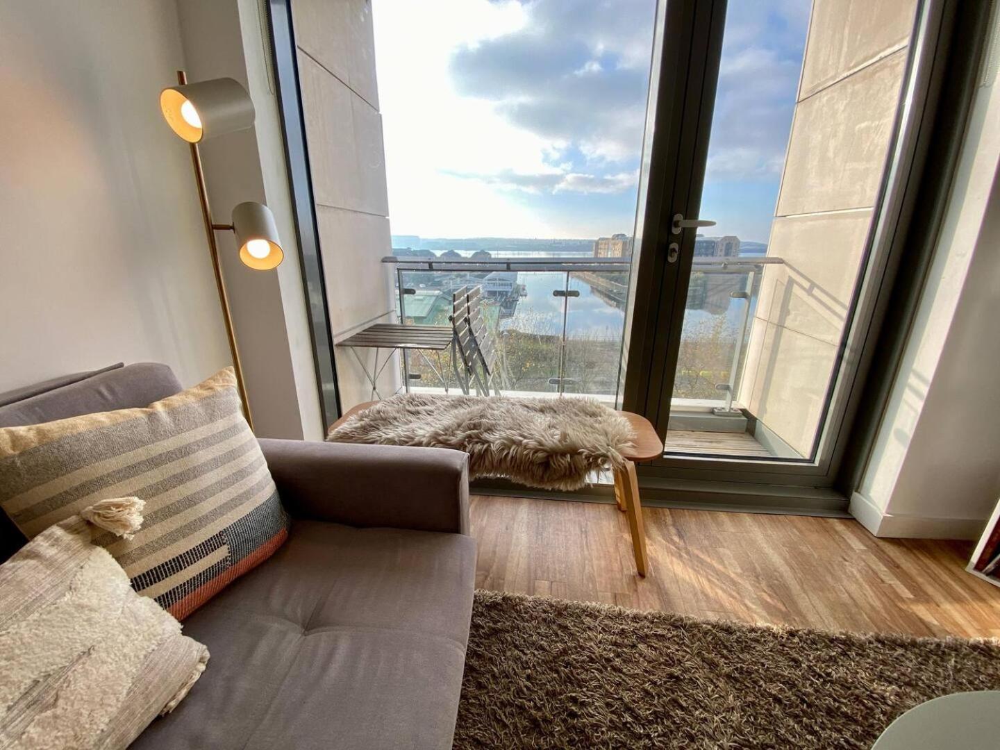 Stunning Mersey View Flat W Parking In Ливерпуль Экстерьер фото